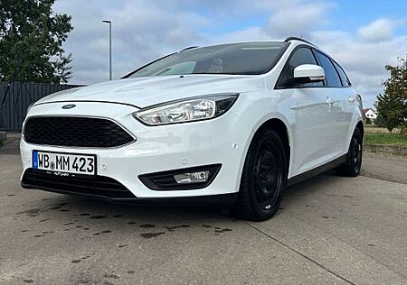 Ford Focus 1,0 EcoBoost 92kW Business Turnier Bus...