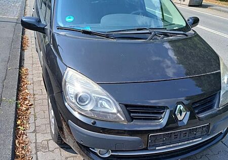 Renault Grand Scenic Dynamique 1.9 dCi FAP 96kW Dyna...
