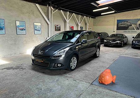 Peugeot 5008 1.6 Platinum Pano AHK PDC SHZ Headup 2. Hd.