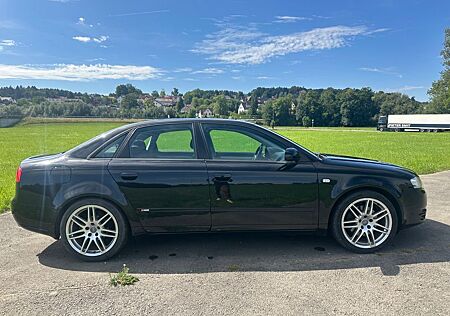 Audi A4 1.8 T; TÜV NEU