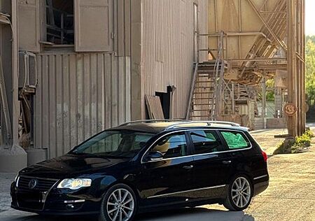VW Passat Volkswagen 2.0 TDI DPF 81kW R-Line Edition Plus ...