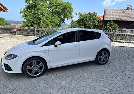 Seat Leon 2.0 TDI PD DPF 125kW FR FR