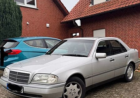 Mercedes-Benz C 180 ELEGANCE Elegance