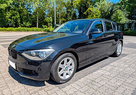 BMW 116d - NAVI, SHZ, MFL, 2. HAND, TÜV 02/2026
