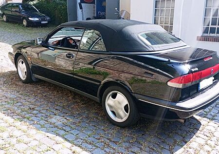 Saab 900 2.3i SE Cabrio SE