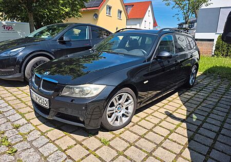 BMW 320i Touring -