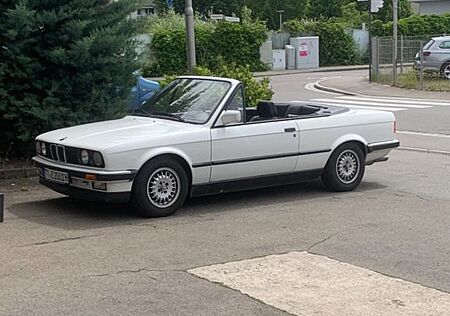 BMW 320i E30 Cabrio