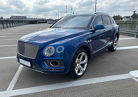 Bentley Bentayga 4.0 V8D 4WD Top Zustand mega Ausstattu