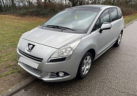 Peugeot 5008 1.6 Premium 155 THP Automatik 7 Sitzen