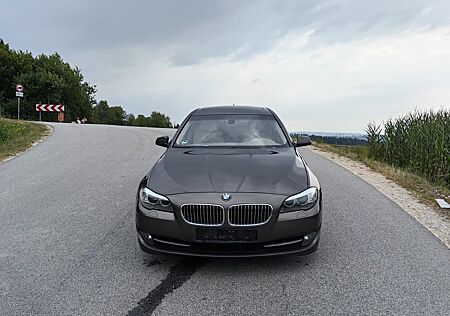 BMW 523 i Limousine*Automatik*AHK