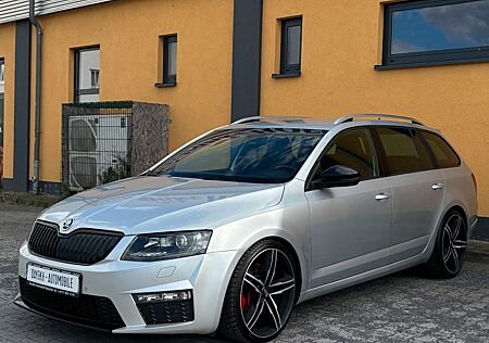 Skoda Octavia 2.0 TDI Combi RS *2.Hand+Kamera+Navi+SHZ