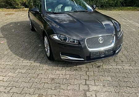 Jaguar XF gebraucht kaufen Jaguar XF 2.2 L Diesel -