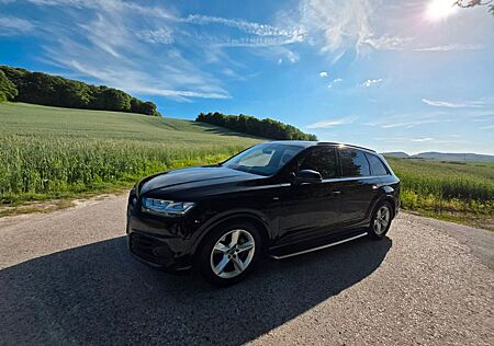 Audi Q7 50 TDI quattro tiptronic - 7 Sitze PANO, AHK