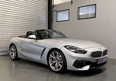 BMW Z4 sDrive 30 i/M-Lenkrad/HUD/Vollled./1.Hand/ACC