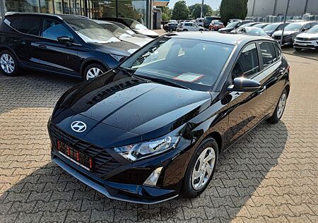 Hyundai i20 Comfort Kamera PDC Klima Navi