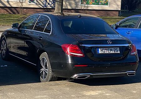 Mercedes-Benz E 200 E 200d AVANTGARDE Autom. AVANTGARDE