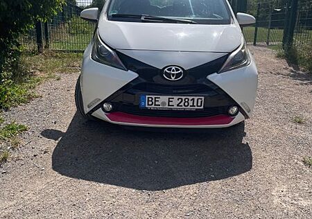 Toyota Aygo (X) Aygo 1.0, X-Play Touch, Garantie, TÜV+Inspektion