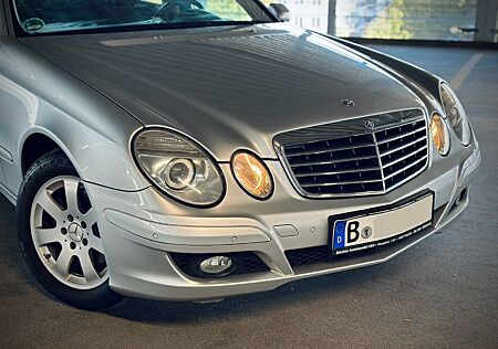 Mercedes-Benz E 200 KOMPRESSOR AUTOMATIK*SITZHZG*SCHIEBEDACH