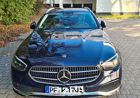 Mercedes-Benz E 400 E 400d 4MATIC T AVANTGARDE MBUX DISTRONIC STH