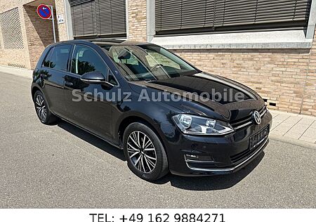 VW Golf Volkswagen TSI DSG *TÜV&INSP. NEU/NAVI/PDC/SHZ/1. Hand