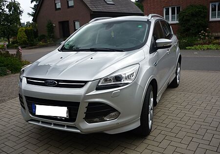 Ford Kuga 2,0 TDCi 4x4 132kW SYNC Edition PowerSh...