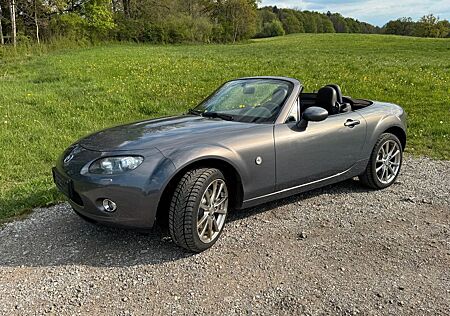 Mazda MX-5 Roadster Coupe