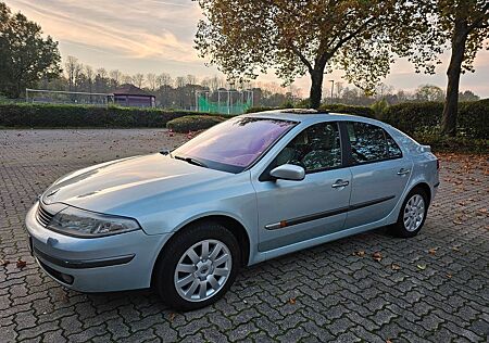 Renault Laguna Initiale 2.0 16V Auto