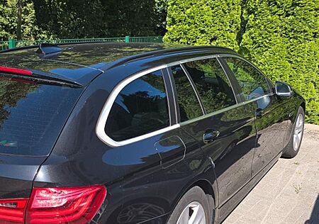 BMW 530d Touring A -