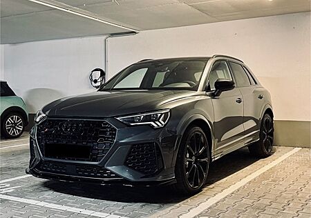Audi RS Q3 RSQ3 Daytona Keramik B&O Top Gepflegt