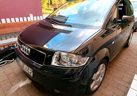 Audi A2 1.6 FSI -