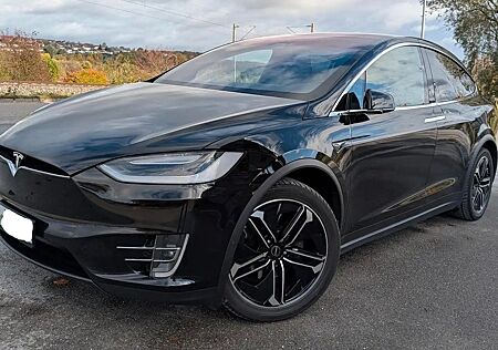 Tesla Model X 100D Allradantrieb - Advanced Autopilot