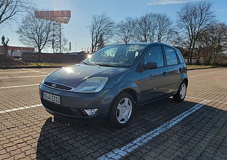 Ford Fiesta 1.4 16V Ghia 1st Edition Ghia