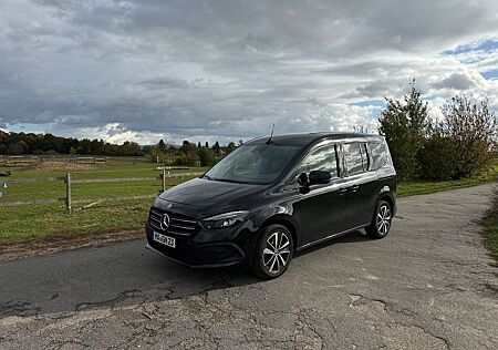 Mercedes-Benz T-Klasse T-Class T 180 d Standard Standard