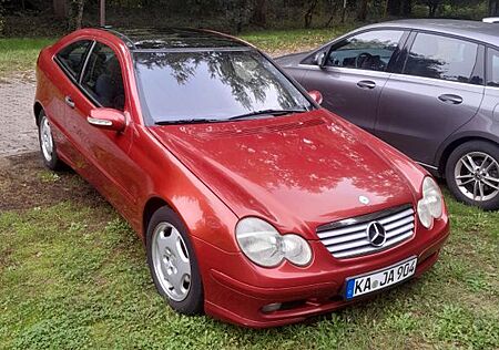 Mercedes-Benz CE 200 C200 Kompressor Sportcoupé -