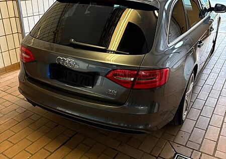 Audi A4 gebraucht kaufen Audi A4 2.0 TDI 140kW S tronic quattro Avant -
