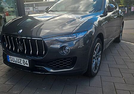 Maserati Levante Benzin 3.0 V6 316kW S 4x4 Auto S
