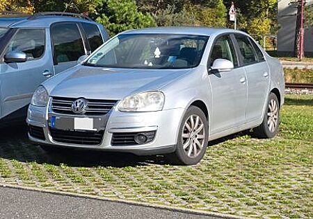 VW Jetta gebraucht kaufen VW Jetta Volkswagen 1.6 FSI Comfortline Comfortline