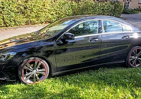 Mercedes-Benz CLA 180 - Coupe