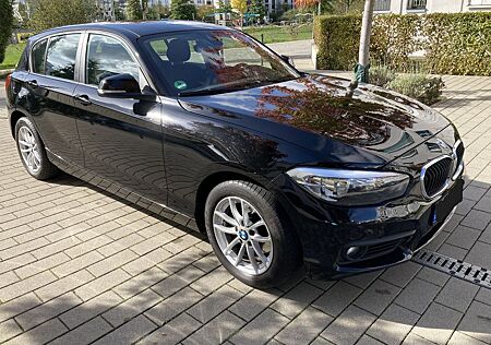 BMW 120d xDrive Advantage Allrad - Topzustand