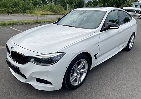 BMW 330 i GRAN TURISMO M SPORT*PANO*HUD*CAM*LED*NAVI