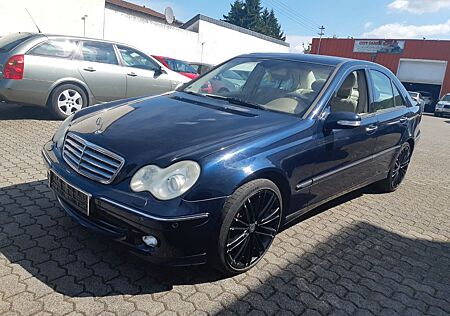 Mercedes-Benz C 320 C -Klasse Lim. 4Matic