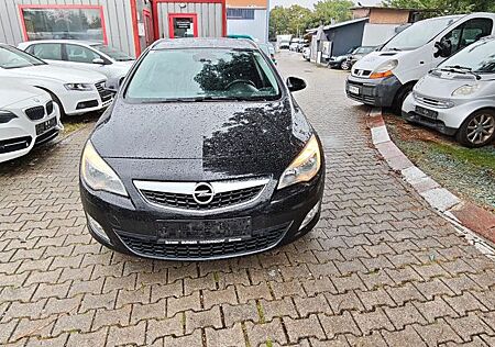 Opel Astra J Sports Tourer Innovation