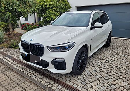 BMW X5 xDrive30d -M Paket, AHK, Head-Up, Pano, STHD