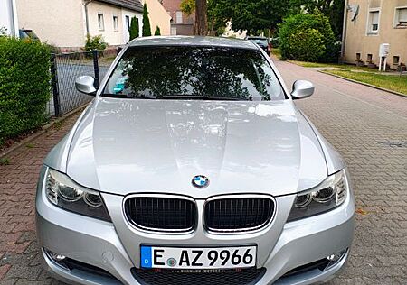 BMW 318i -