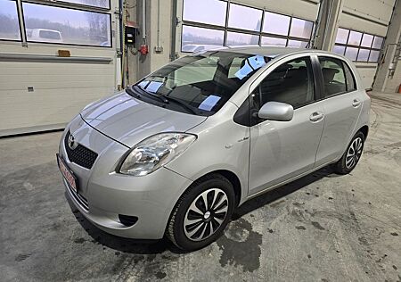 Toyota Yaris Automatik, Klima, TÜV Neu, Checkheft