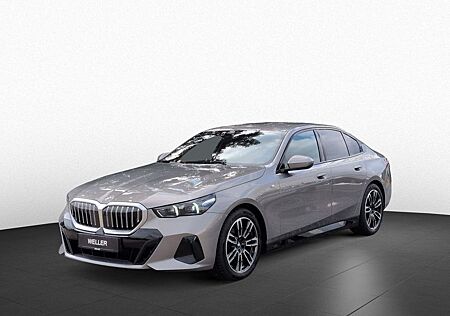 BMW 520d xD M SPORT LivePro AHK StHzg 360° HUD
