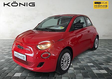 Fiat 500 Elektro RED 3+1 MY25 Komfortpaket Automatik