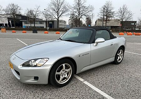 Honda S2000 2.0i LS