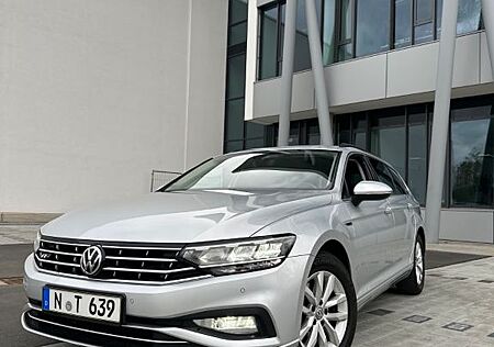 VW Passat Variant Volkswagen 1.5 TSI OPF DSG Elegance Vari...