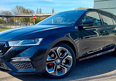Skoda Octavia 2.0 TDI DSG 4x4 RS Combi (Gar&W&I)